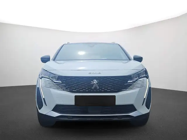Peugeot 5008 view 2