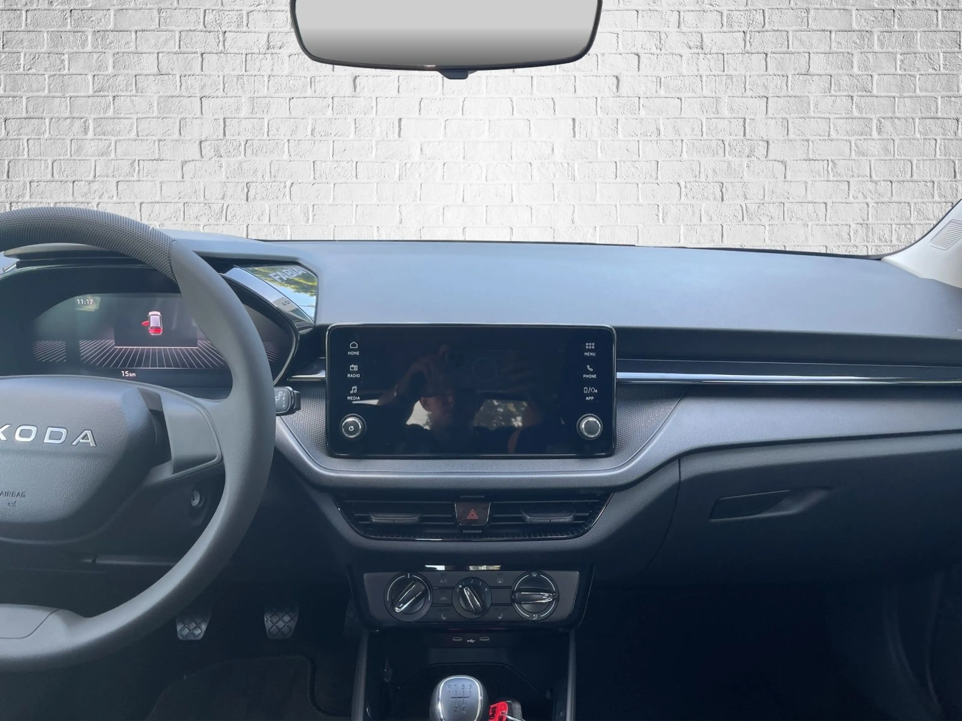 Skoda Fabia 1.0 MPI - Essence — photo 15