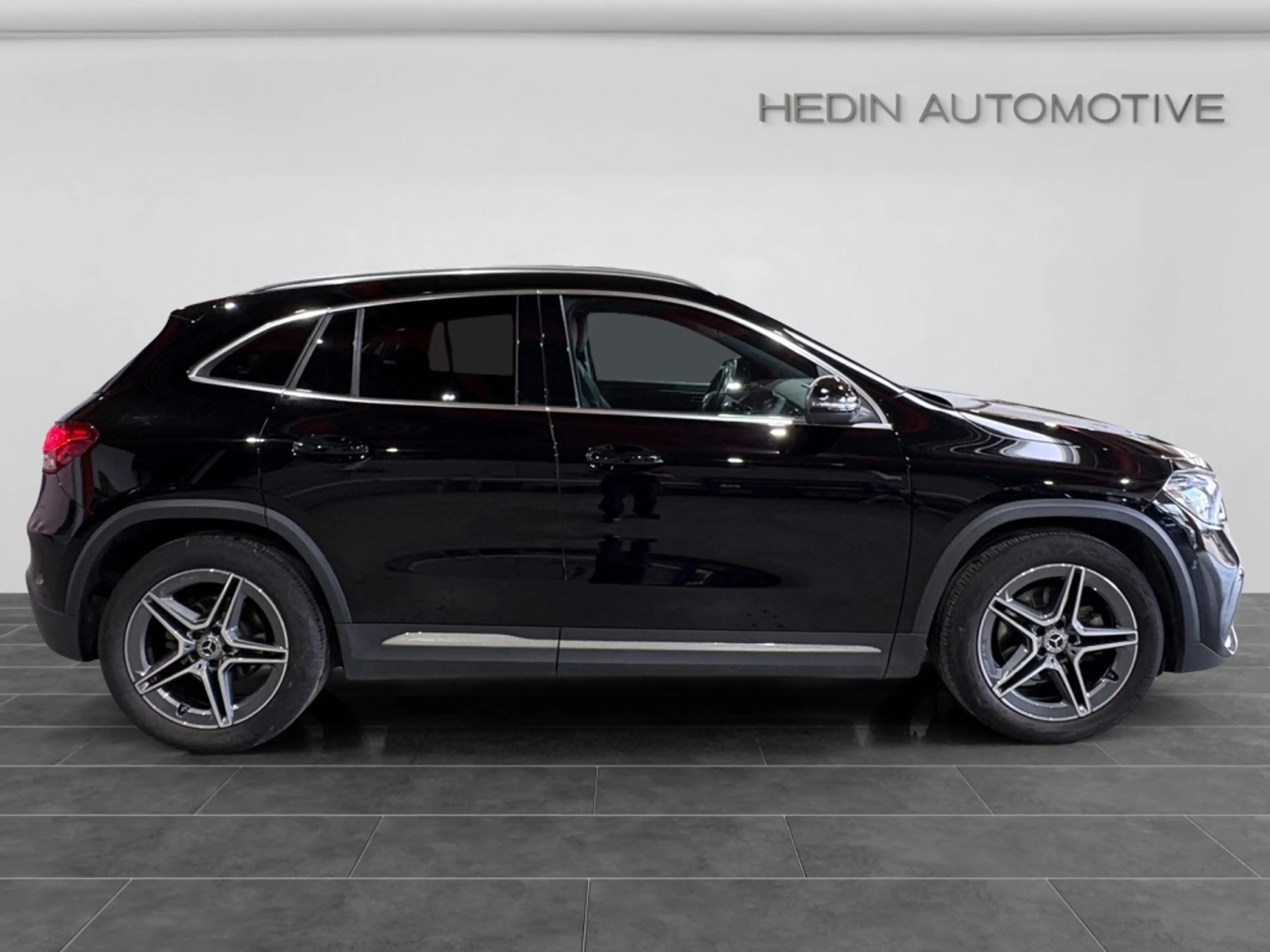 Mercedes-Benz GLA 200 AMG|KAM|AHK|TOTW|LED|AHK|PTS|ZOUCH|NAVI — photo 7