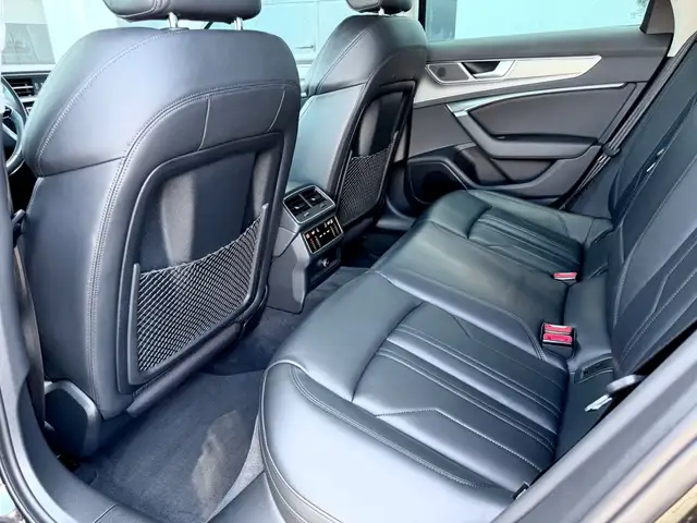Audi A6 Avant view 14