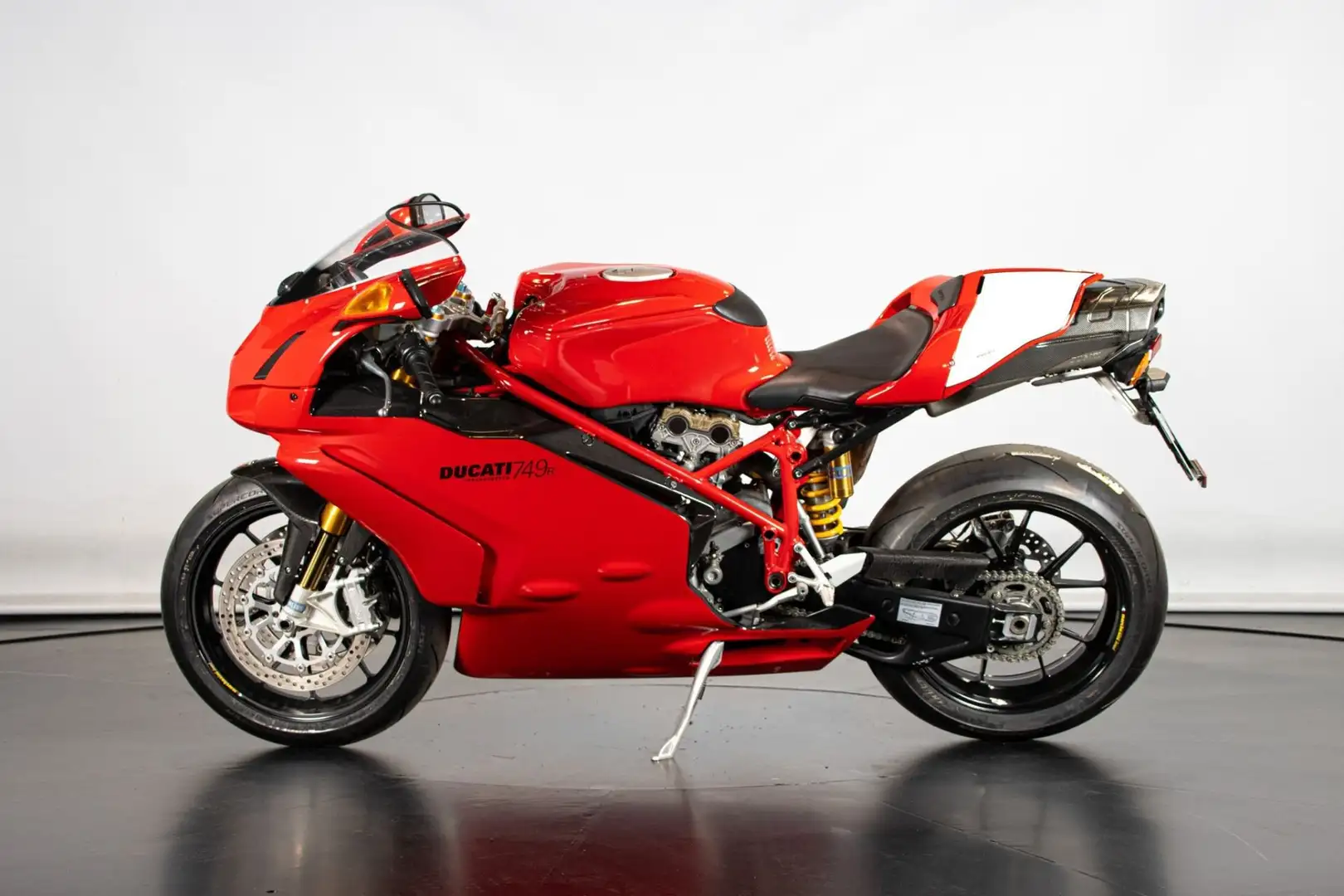 Ducati 749 R Rosso - 1