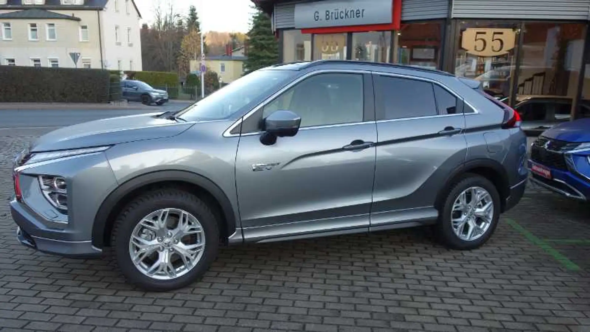 Mitsubishi Eclipse Cross PHEV TOP 4WD Schiebedach,WR,Headup-Display Grau - 2