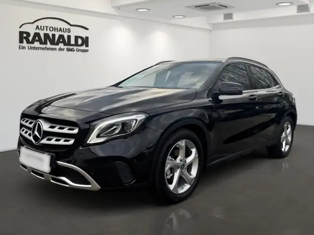 Mercedes-Benz GLA 200 Automatik++Wenige KM!++Navi++Kamera++
