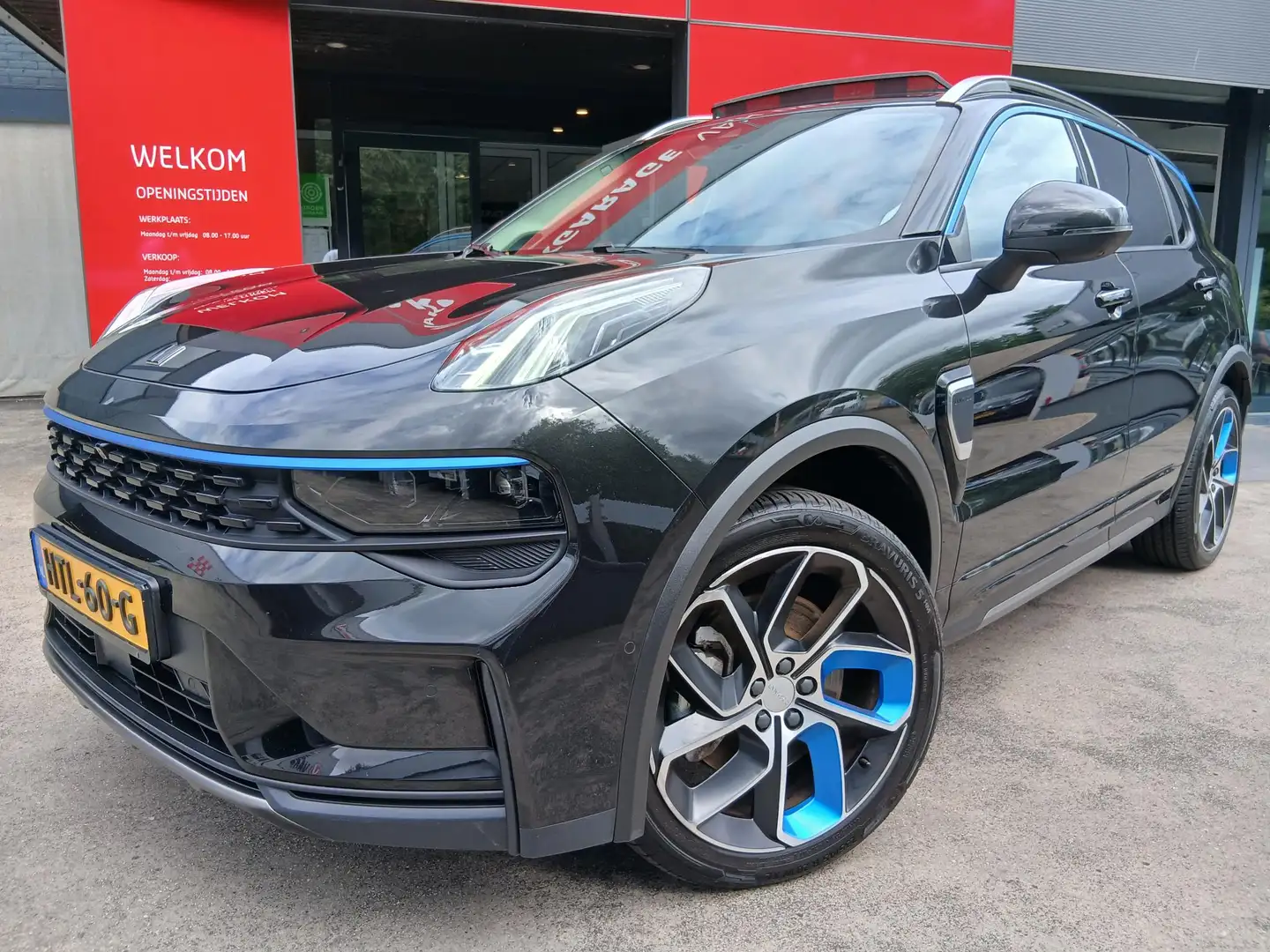Lynk & Co 01 1.5 Zwart - 2