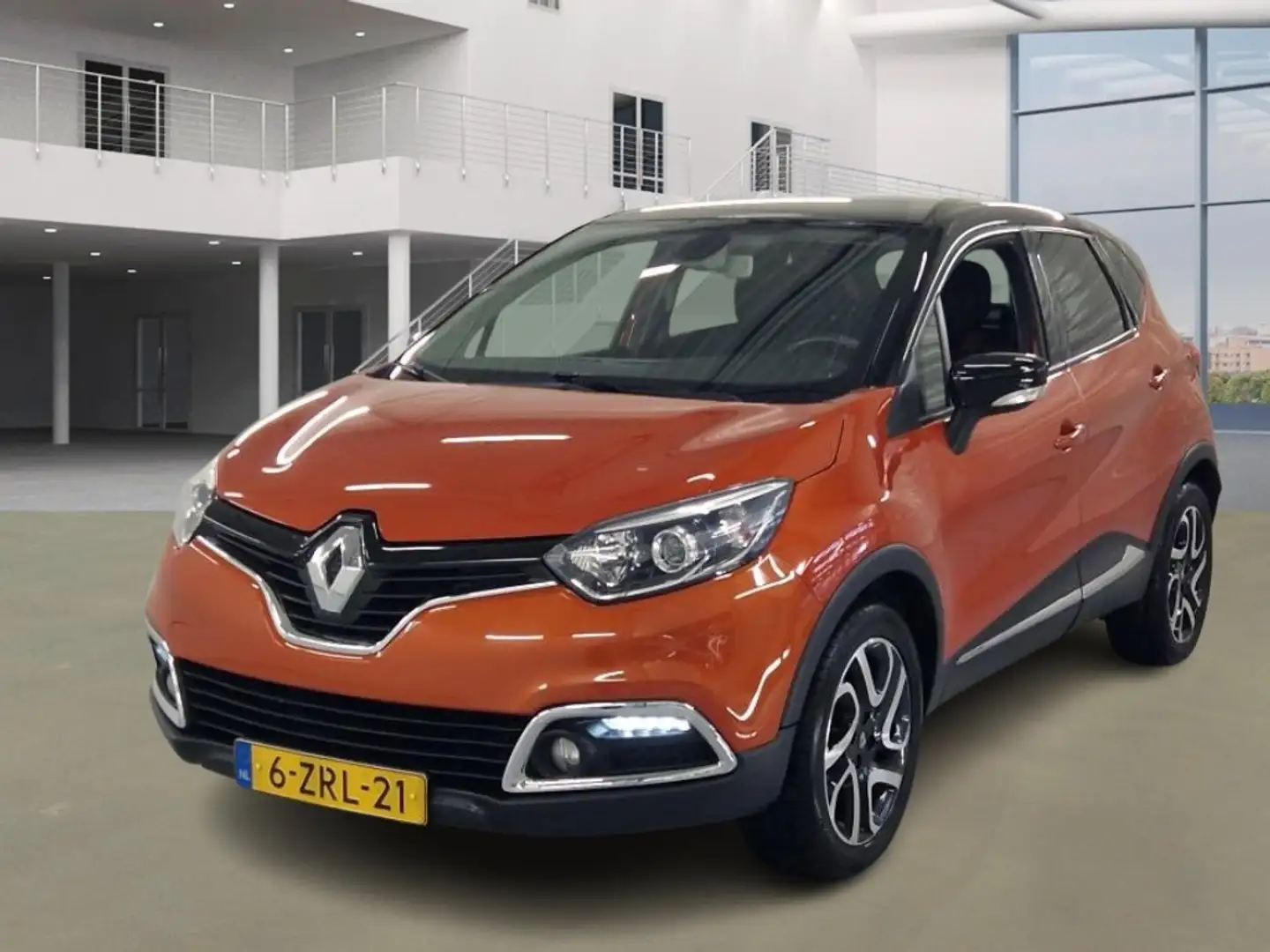 Renault Captur 0.9 TCe DYNAMIQUE + ECC/LMV/CRUISE CONTROLE/NAVI/P Naranja - 2