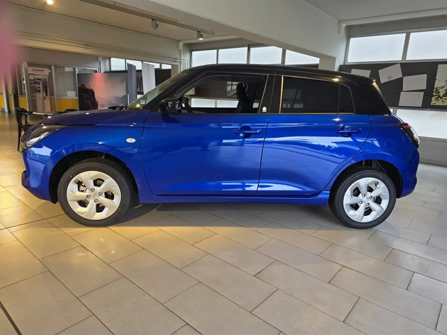 Suzuki Swift 1,2 Hybrid Allgrip Shine Blau - 2
