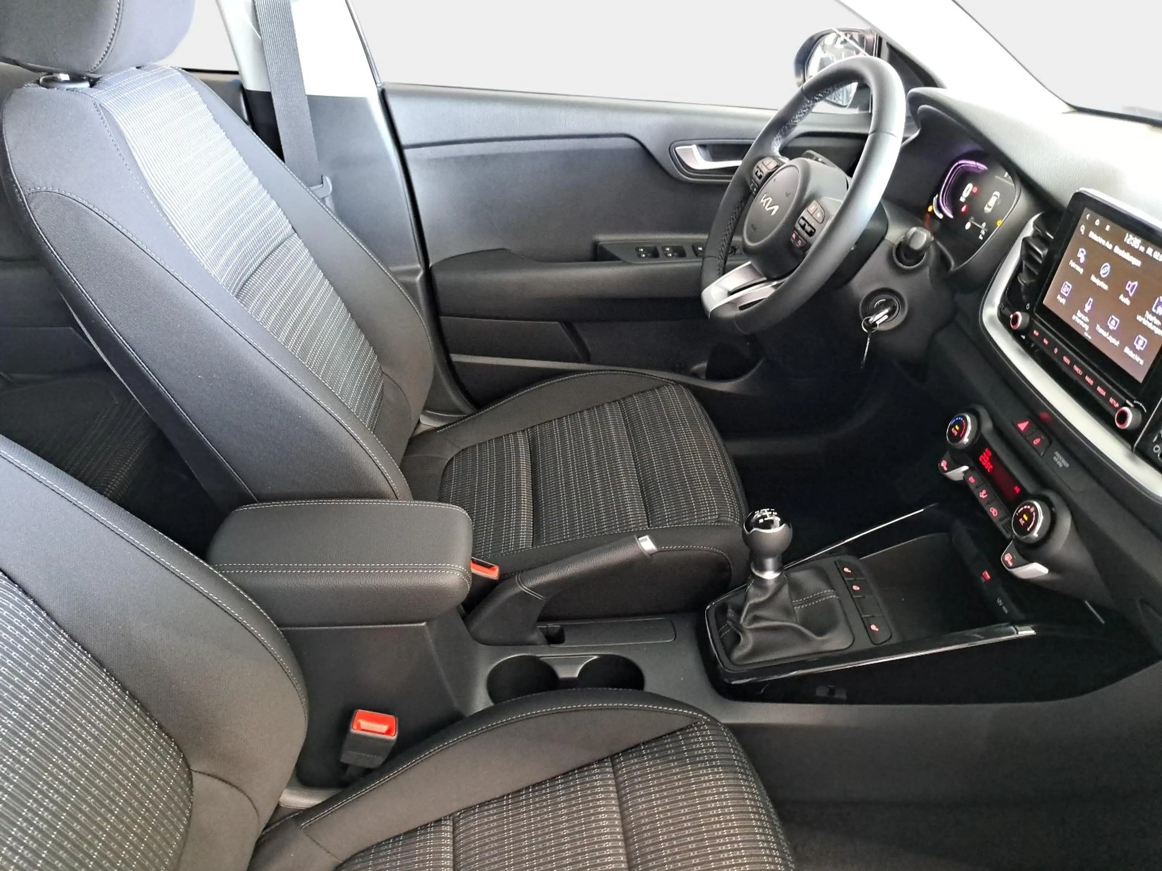Kia Stonic STONIC 1.2 VISION SITZH. NAVI — photo 17