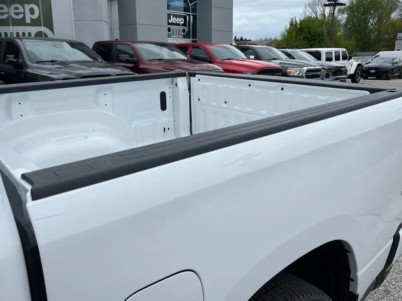 RAM 1500 снимка RAM 1500
