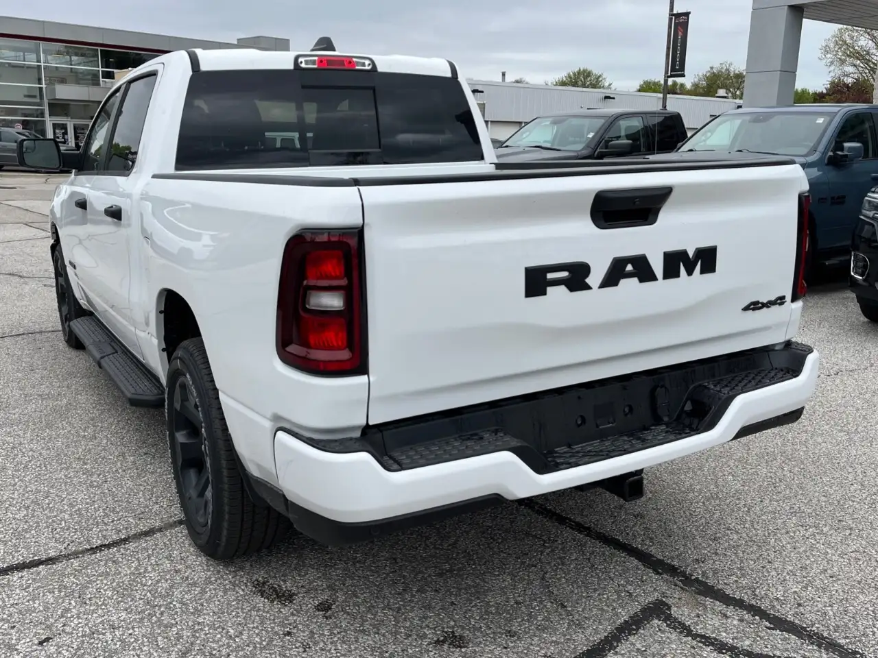 RAM 1500 снимка RAM 1500