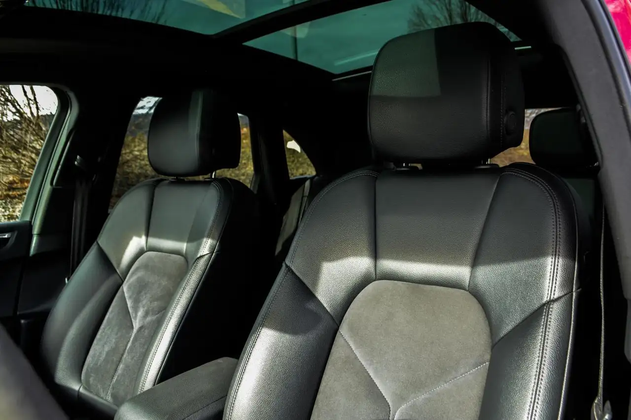 Porsche Macan снимка Porsche Macan