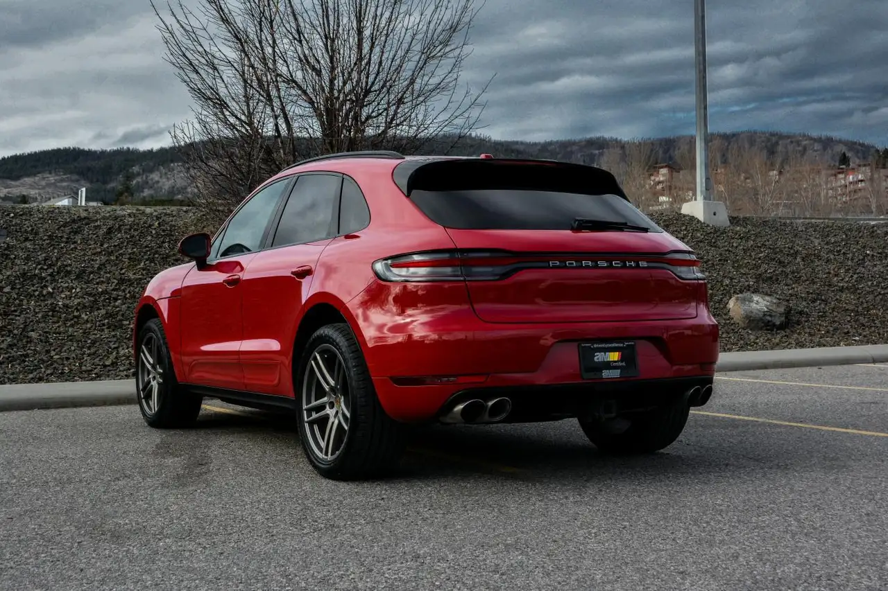 Porsche Macan снимка Porsche Macan