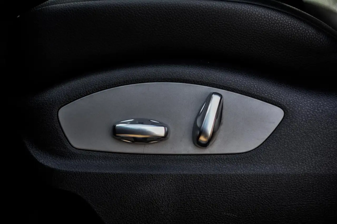 Porsche Macan снимка Porsche Macan