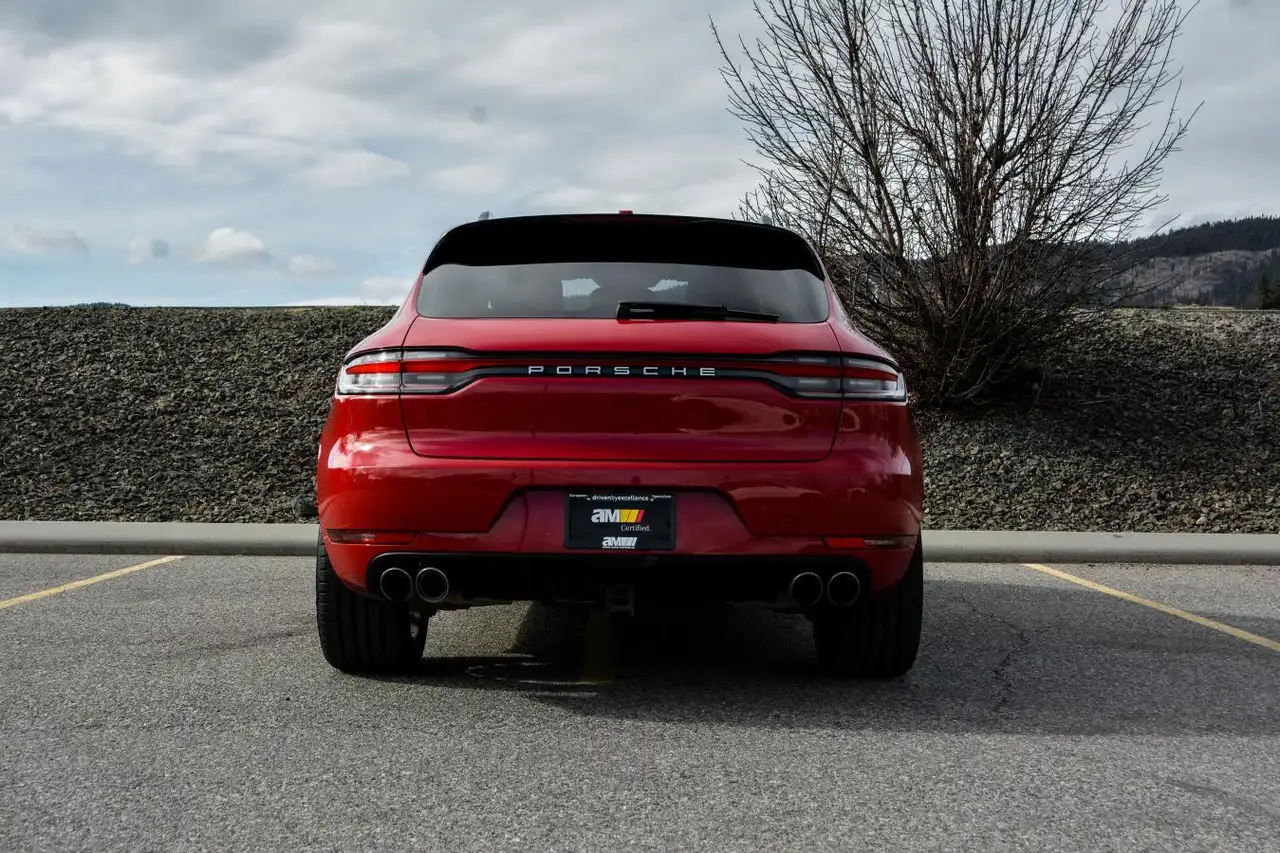 Porsche Macan снимка Porsche Macan
