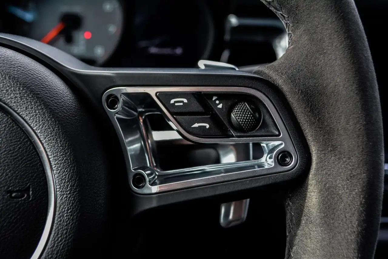 Porsche Macan снимка Porsche Macan