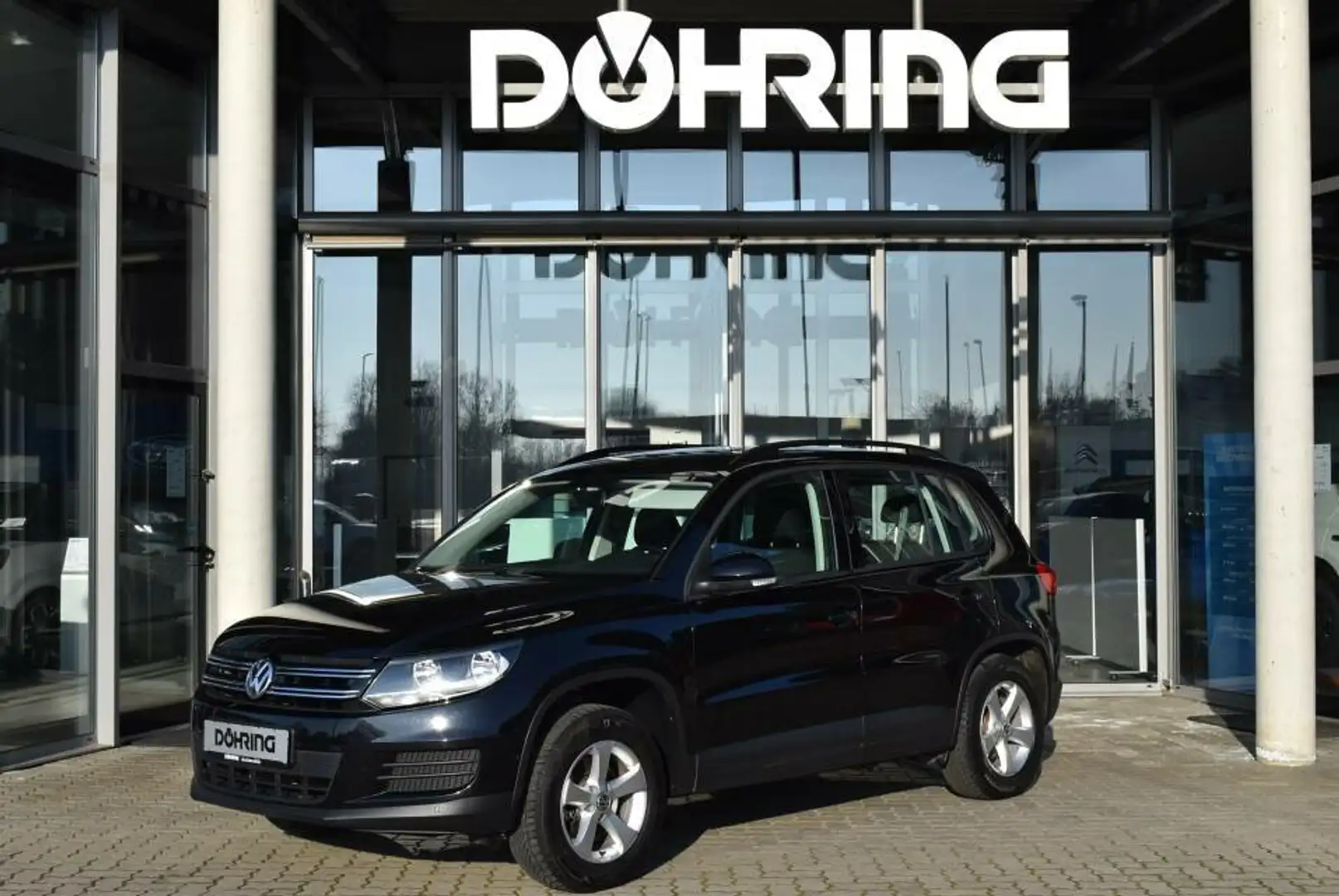 Volkswagen Tiguan Tiguan 1.4 TSI 6 Gang Trend &amp; Fun AHK M+S Schwarz - 1