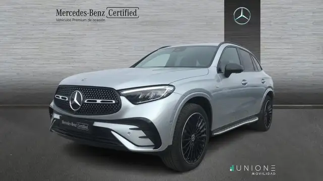 Mercedes-Benz GLC 300 de 4MATIC con tecnología híbrida