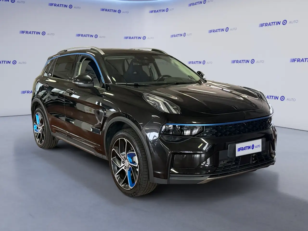 Lynk & Co 01 PHEV 2