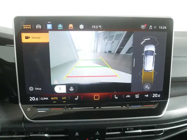 Volkswagen Golf view 11