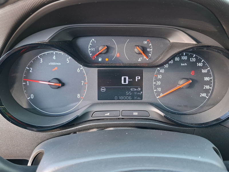 Opel Crossland . — photo 6