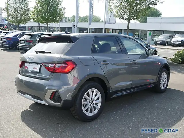 Audi A1 view 3