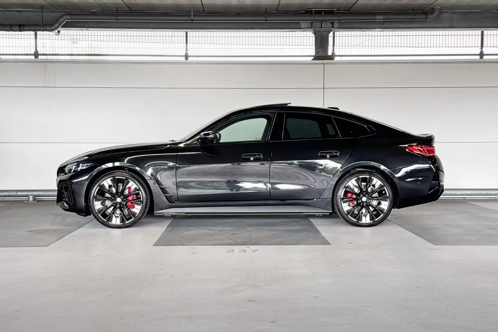 BMW i4 eDrive35 M Sport Edition 70 kWh Noir - 2