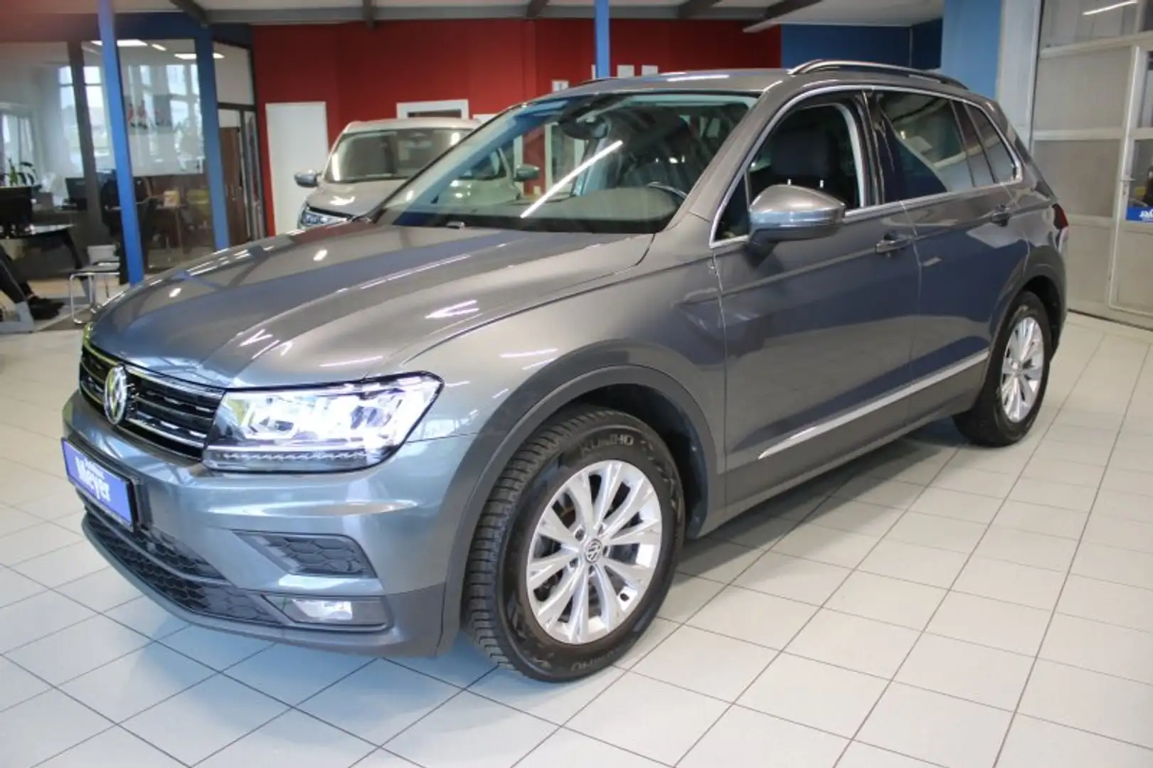 Volkswagen Tiguan 1.5 TSI OPF Navi/Led/Sitzh/Temp/PDC Gris - 1