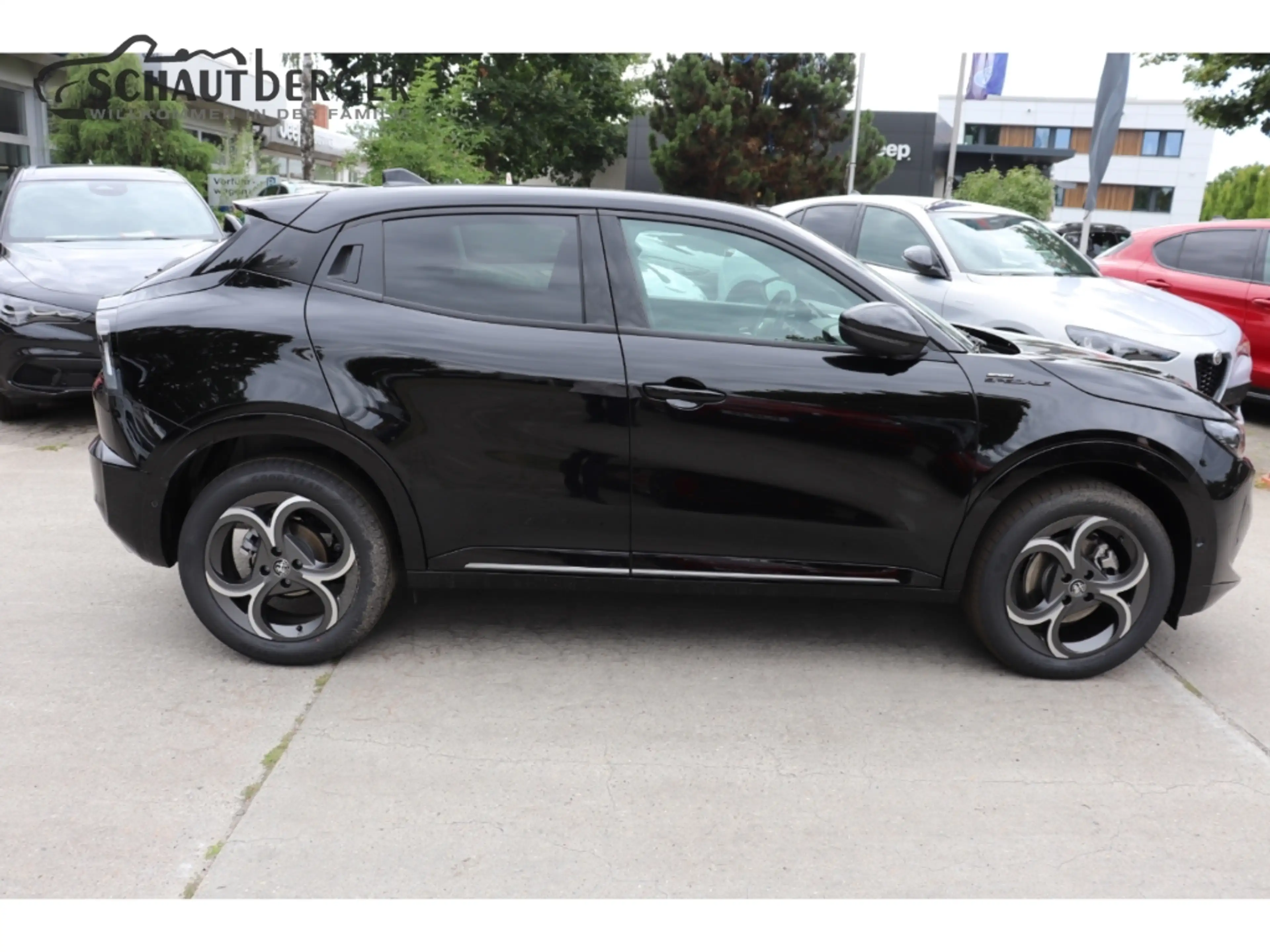 Alfa Romeo Junior Ibrida 1.2 VGT 48V-Hybrid 107 kW Sport Speciale Na — photo 11