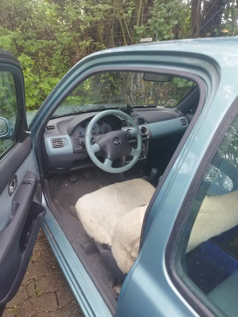 Nissan Micra Basis - 2