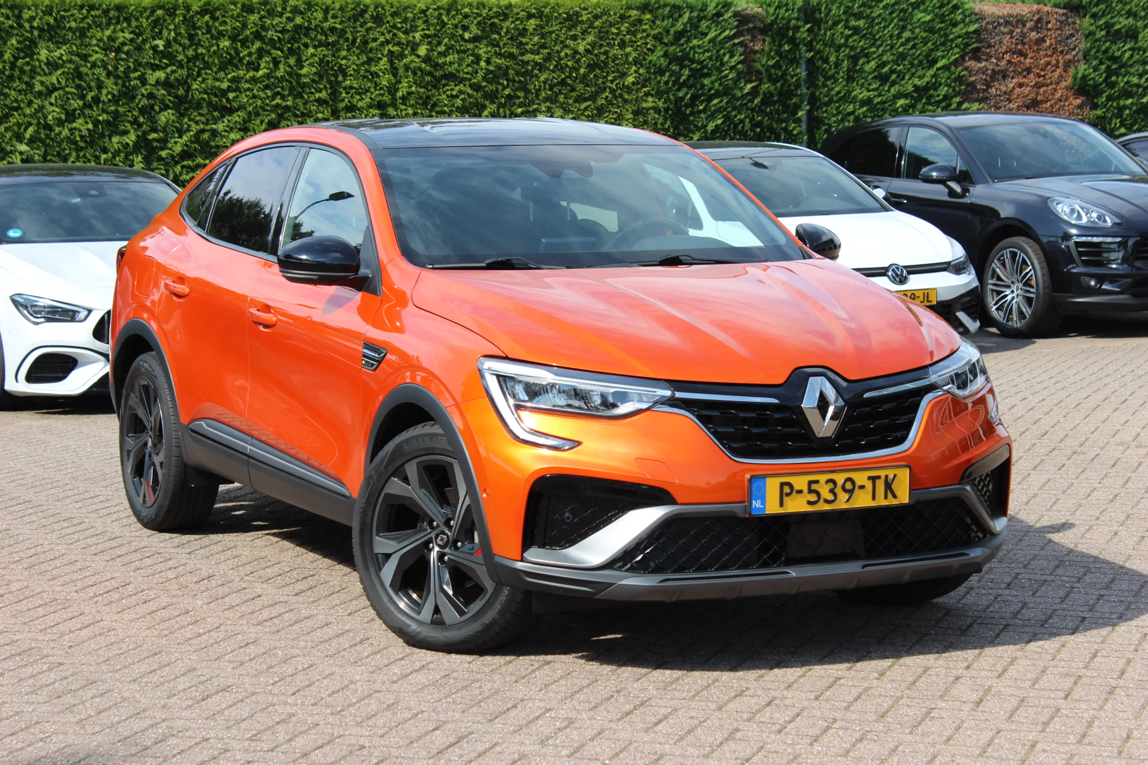 Renault Arkana 1.6 E-Tech Hybrid 145 R.S. Line / Camera / Leder / — photo 19