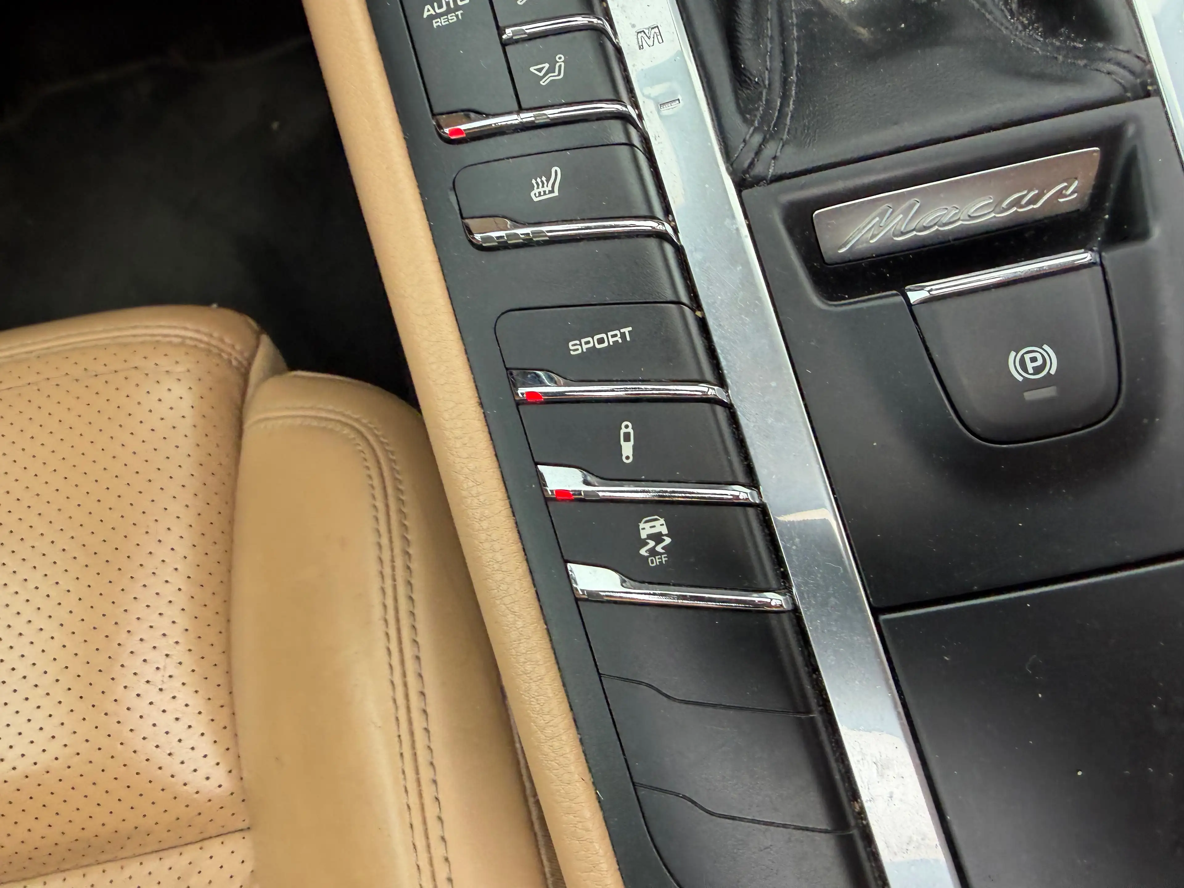 Porsche Macan Macan 2.0 Turbo PDK — photo 12