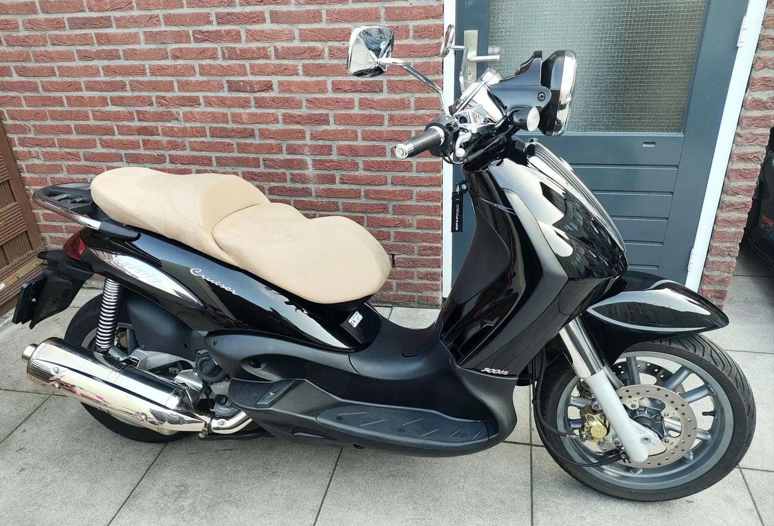 Piaggio Beverly 500 Cruiser Siyah - 1