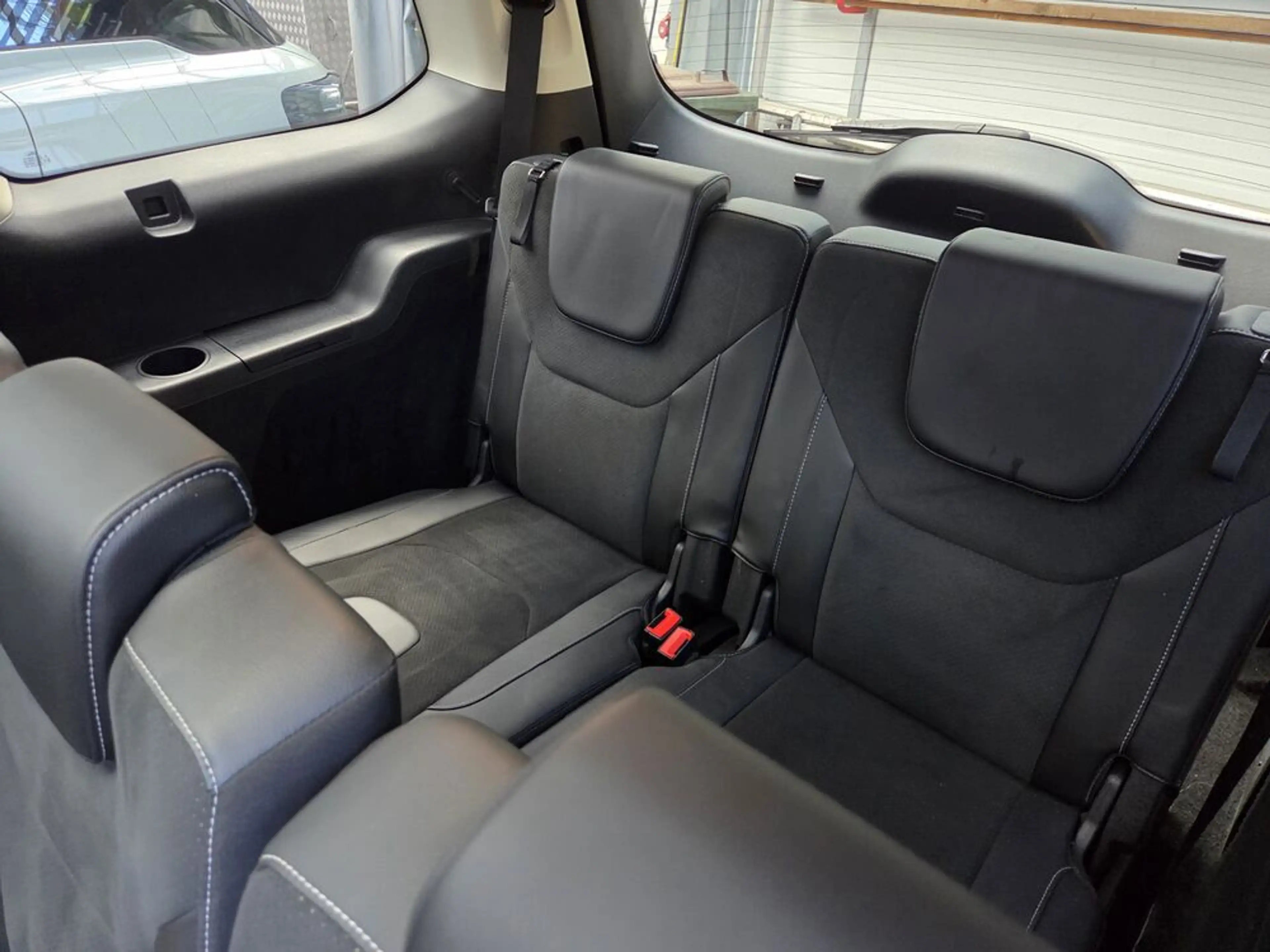 Ford Galaxy Titanium *7 Sitzer* — photo 4