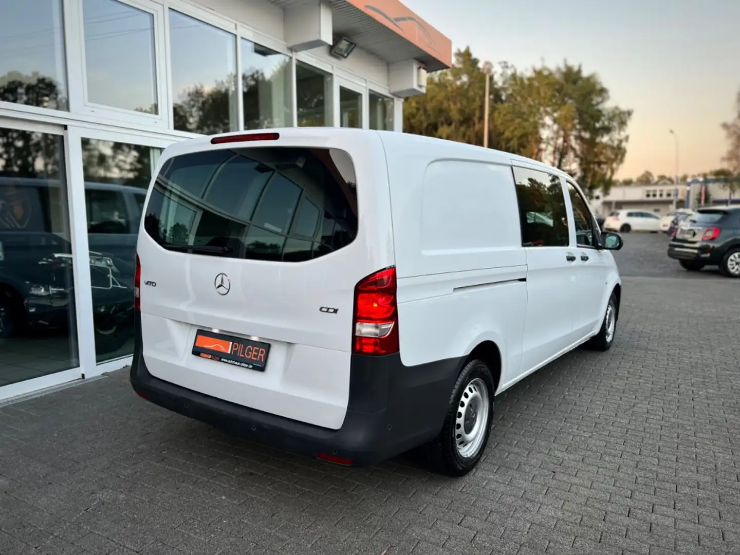 Mercedes-Benz Vito Mixto EXTRA-LANG*6-SITZE!!*KLIMA*TEMP*PDC Blanco - 2