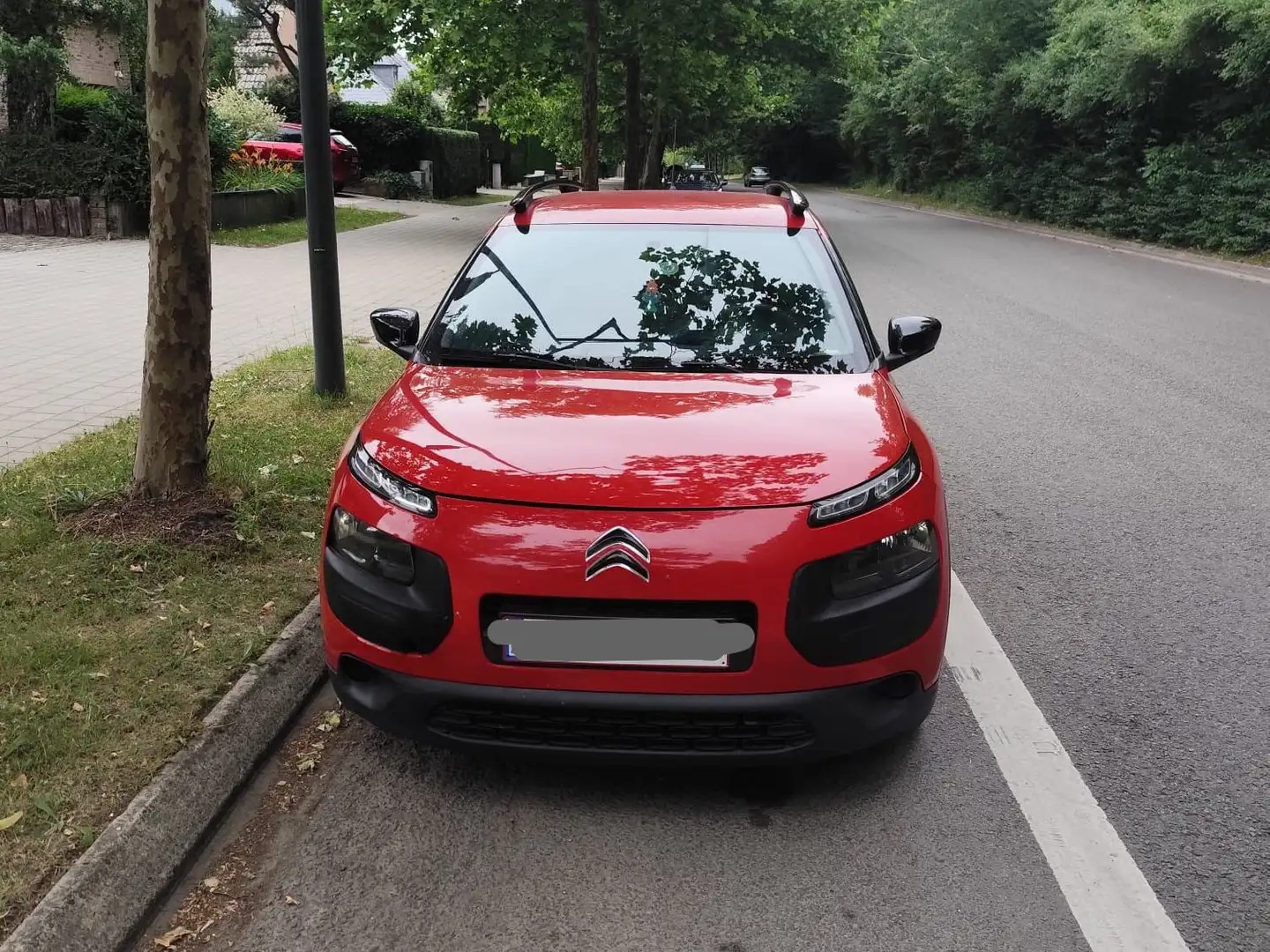 Citroen C4 Cactus C4 Cactus 1.6 BlueHDi Feel Edition Yummy Rouge - 1