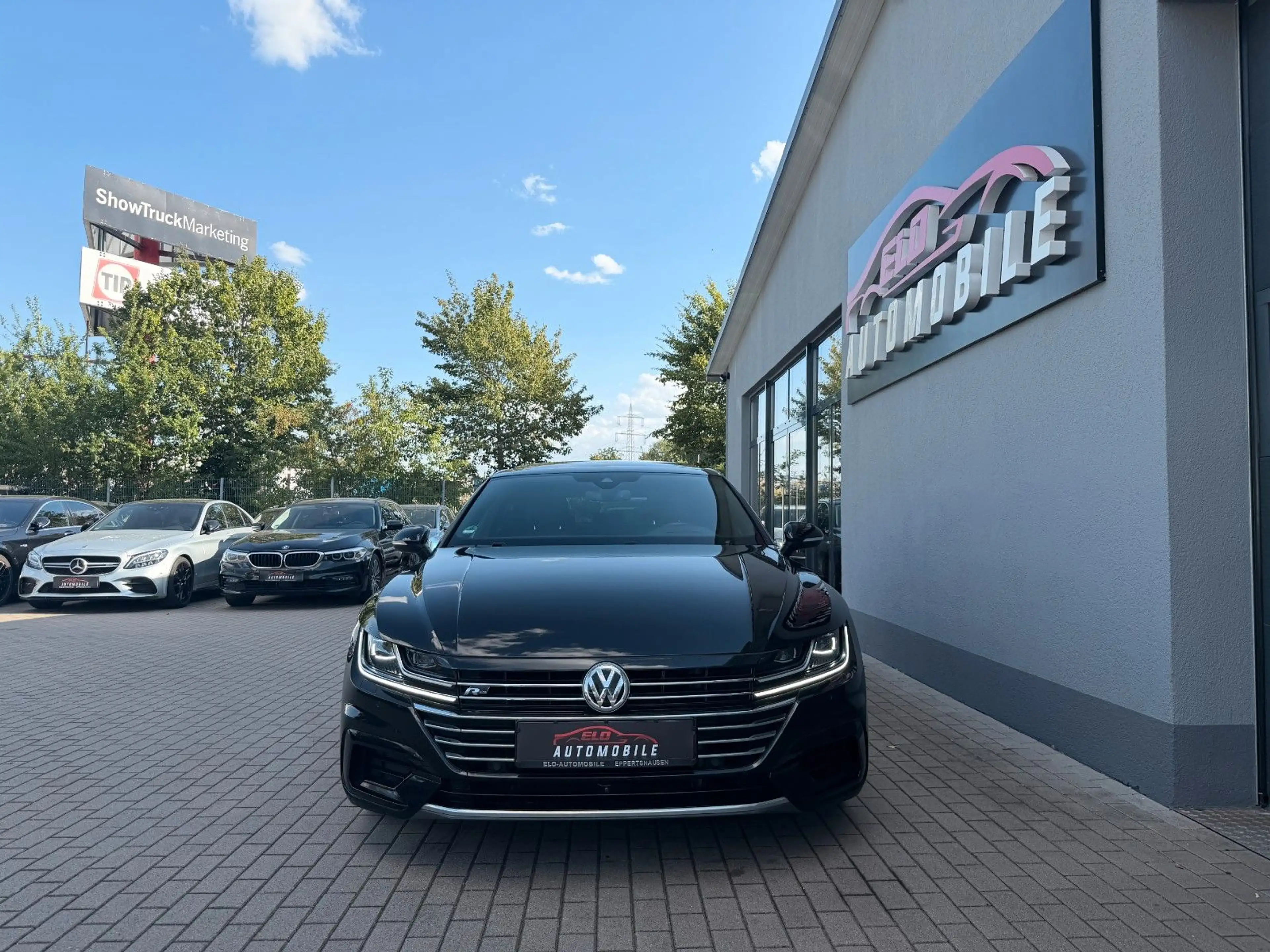 Volkswagen Arteon R-Line 4Motion*Head-Up*ACC*Panorama* — photo 8