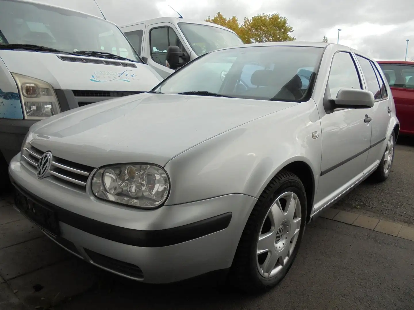 Volkswagen Golf 1.9TDI Auto Comfortline Silber - 1