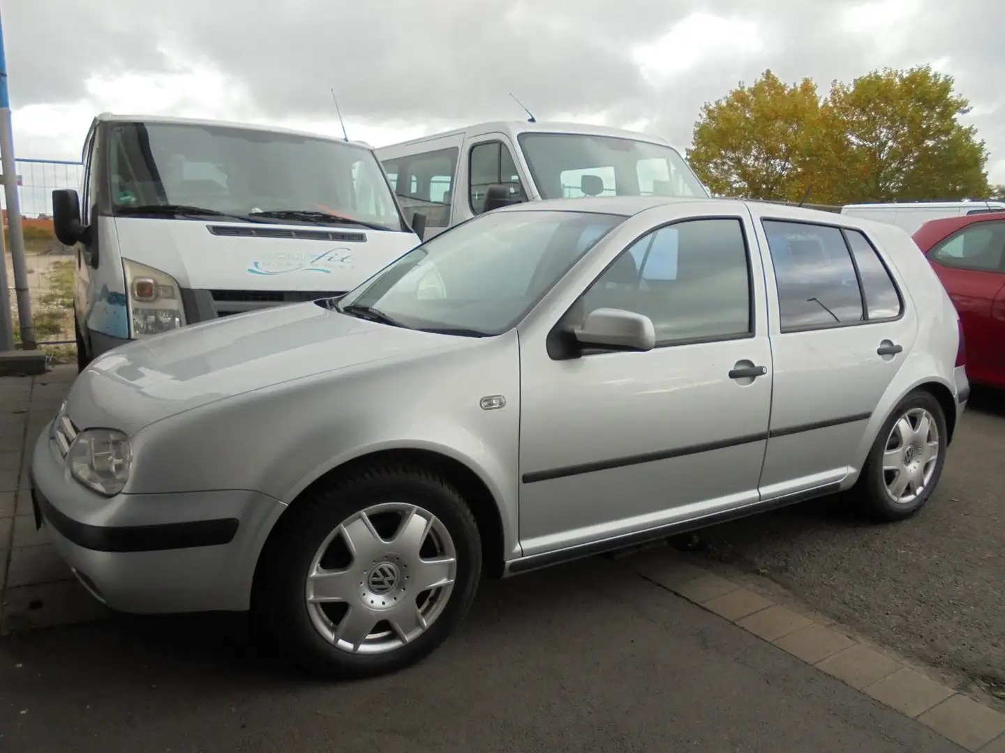 Volkswagen Golf 1.9TDI Auto Comfortline Silber - 2