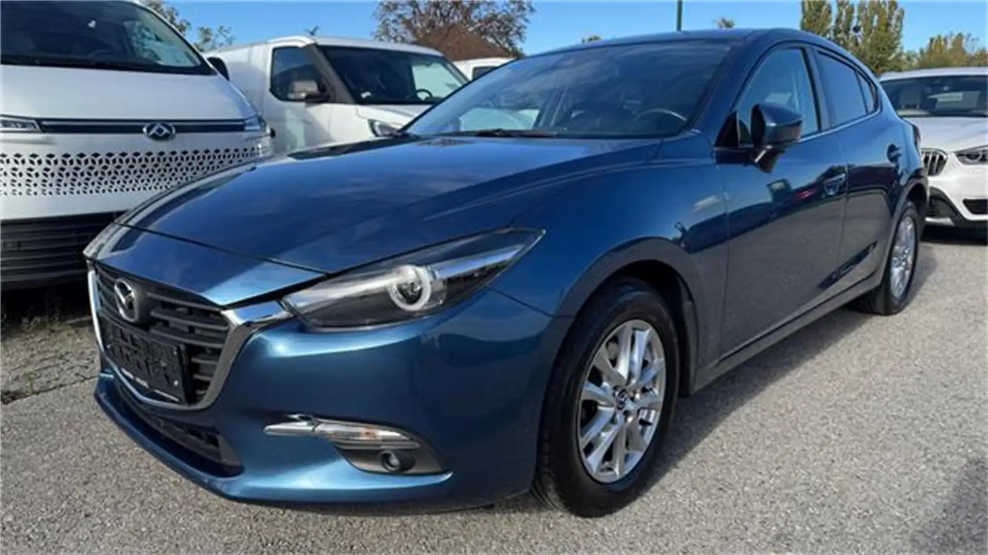 Mazda 3 Sport G120 Attraction LED Modell Blau - 1