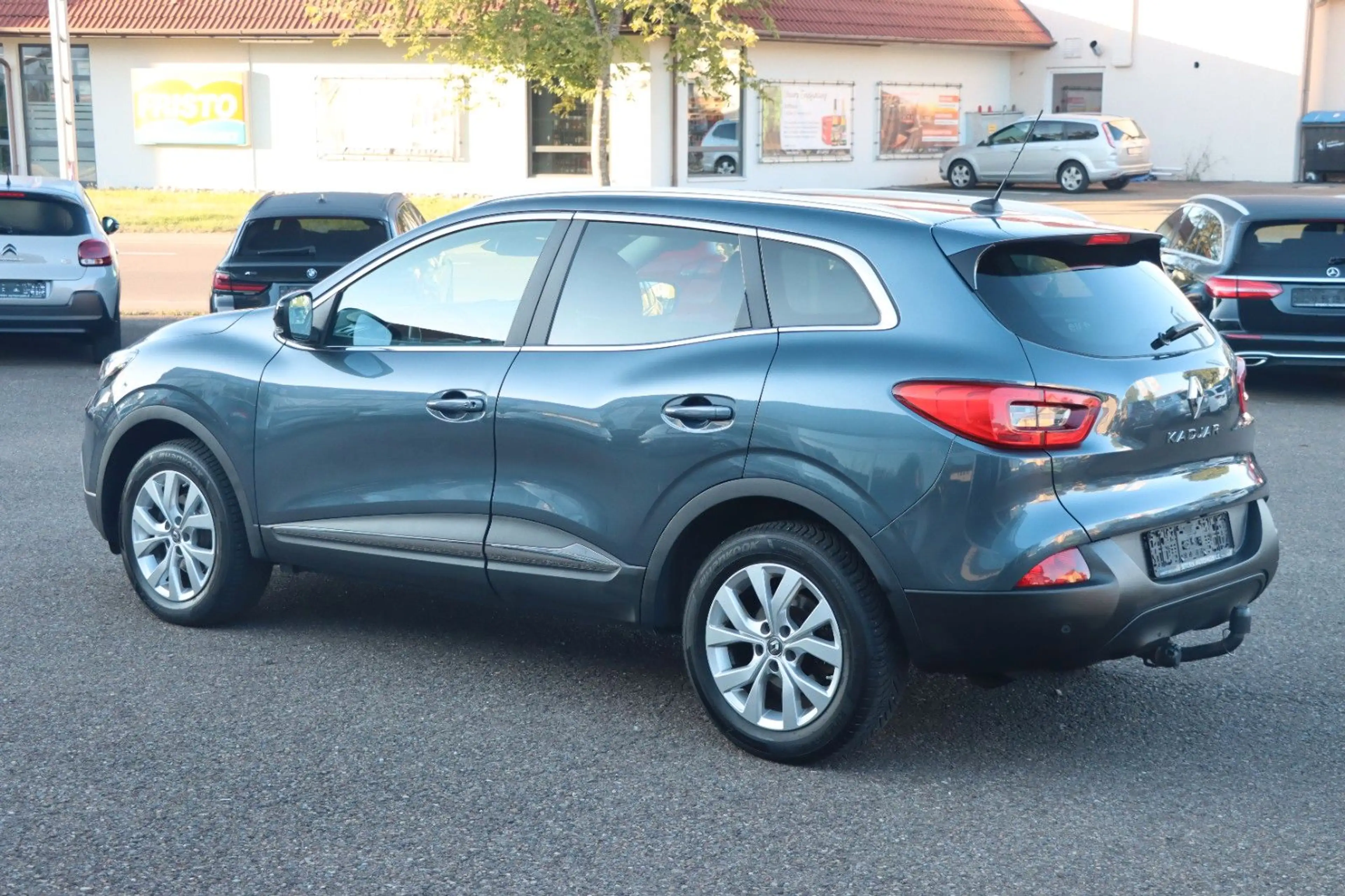 Renault Kadjar Limited l 1.HAND l LEDER l NAVI l KAMERA — photo 4