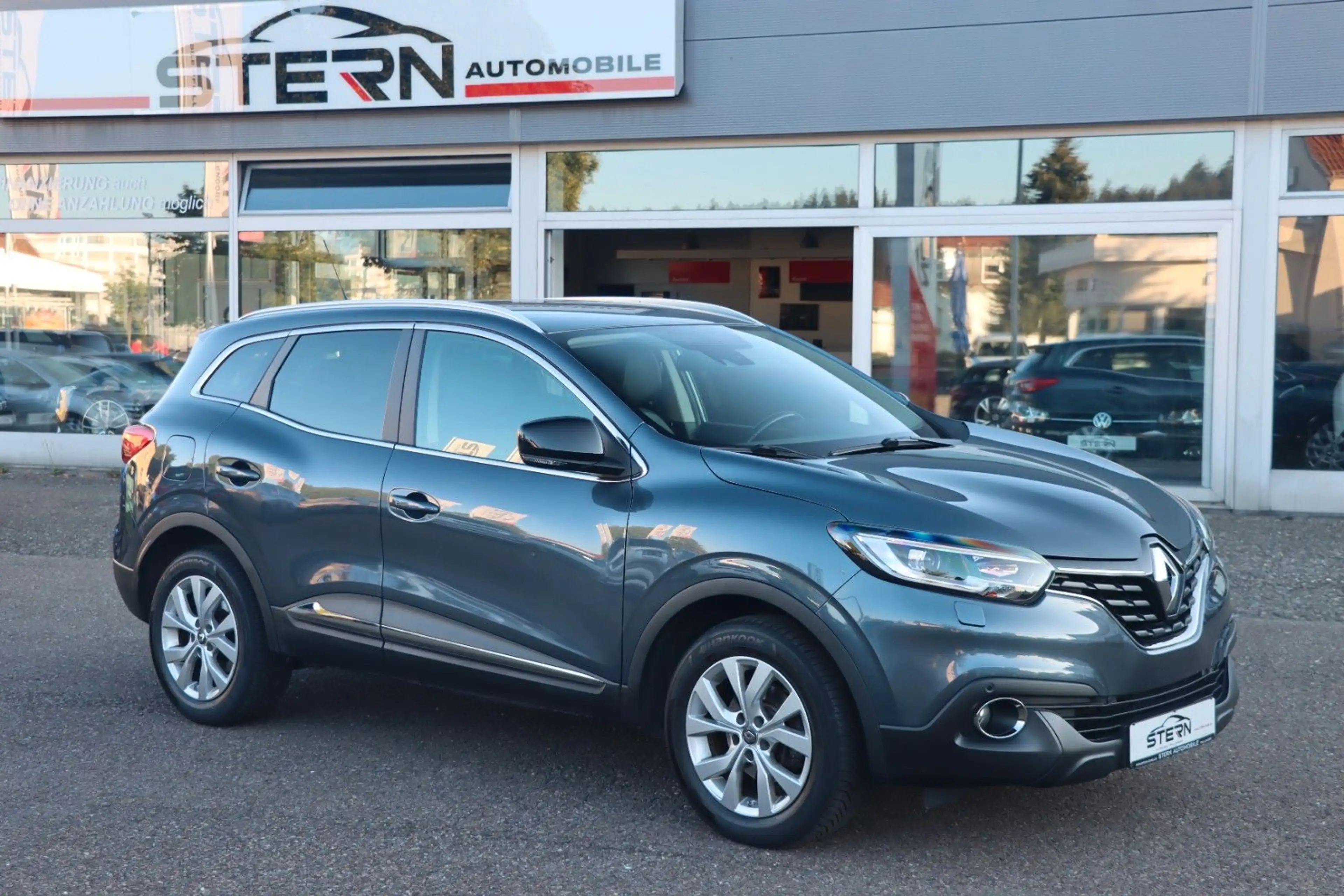 Renault Kadjar Limited l 1.HAND l LEDER l NAVI l KAMERA