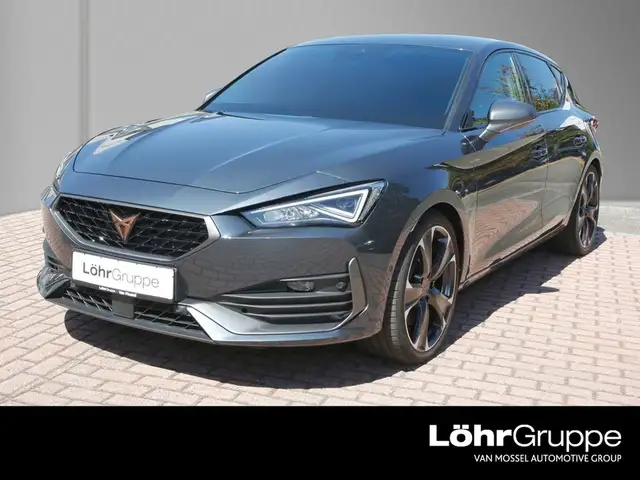 CUPRA Leon VZ 2.0 TSI 19"Kessy Navi+VC ACC LED RFK+PDC