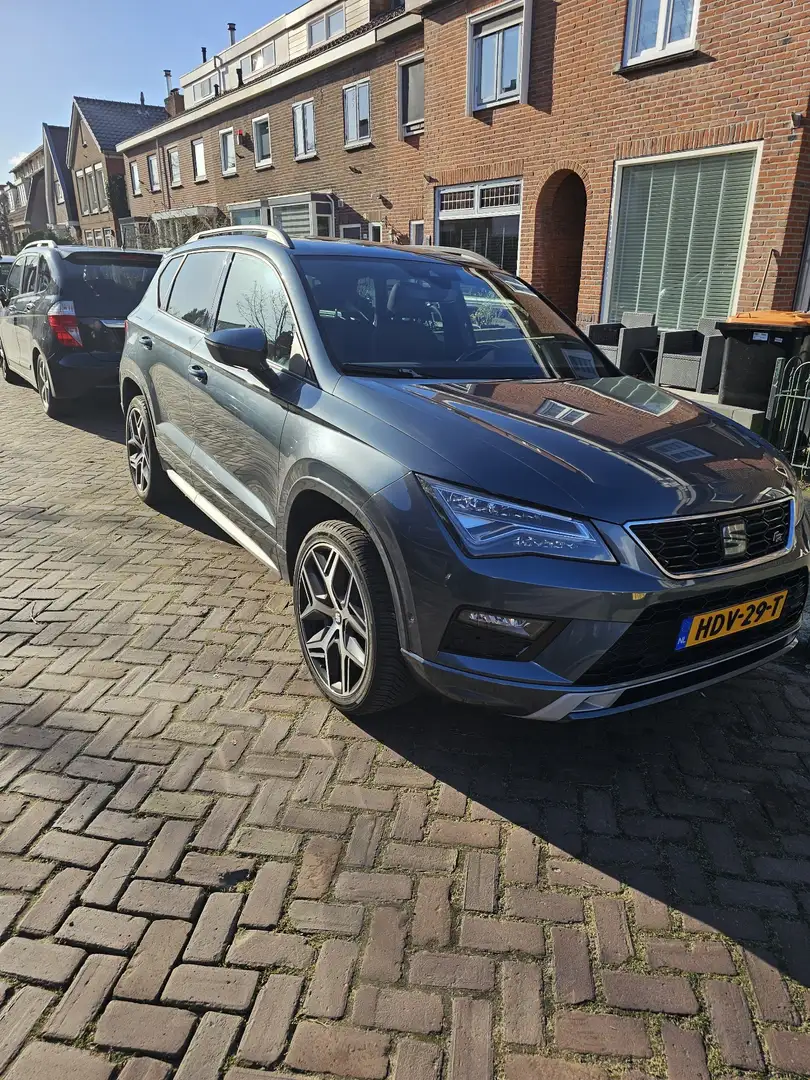 SEAT Ateca 1.5 TSI FR BnsInt Szürke - 2