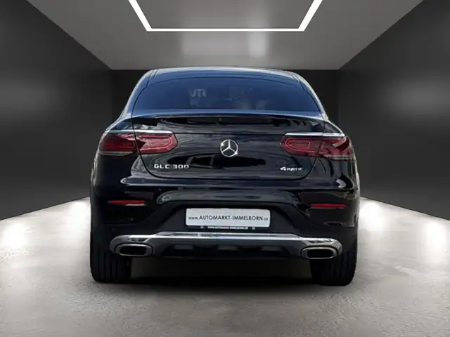 Mercedes-Benz GLC view 10