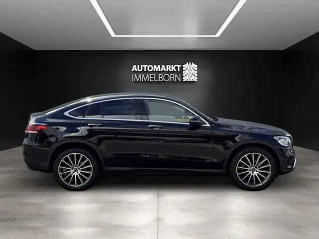 Mercedes-Benz GLC view 11