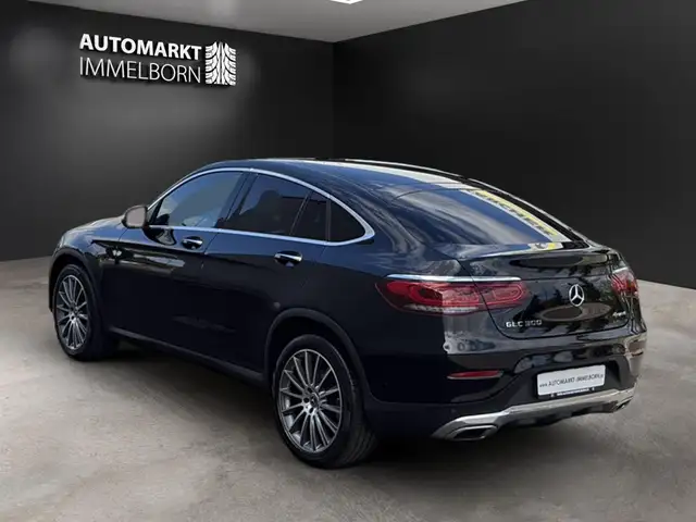 Mercedes-Benz GLC view 6