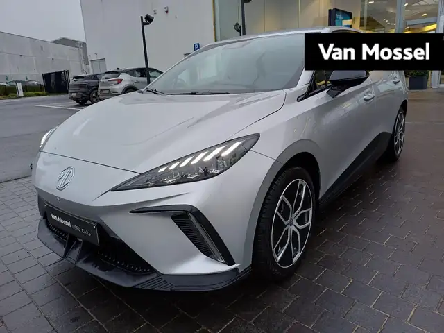 MG MG4 64 kWh Luxury