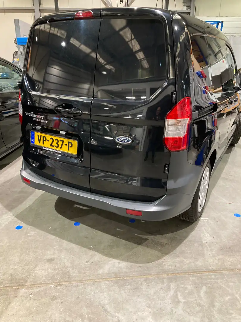 Ford Transit Courier Transit Courier 1.5 TDCI Trend Zwart - 2