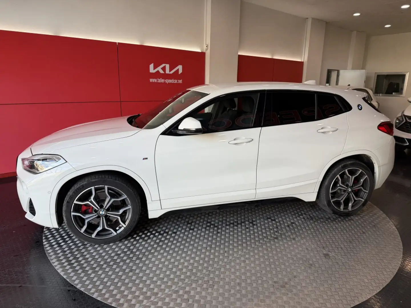 BMW X2 sDrive 20dA Blanc - 2