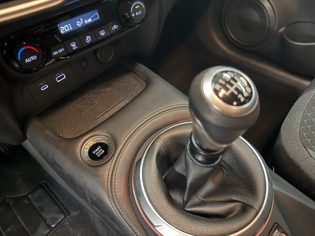 Nissan Juke Juke 1.0 dig-t N-Connecta 114cv VARIE UNITà 18