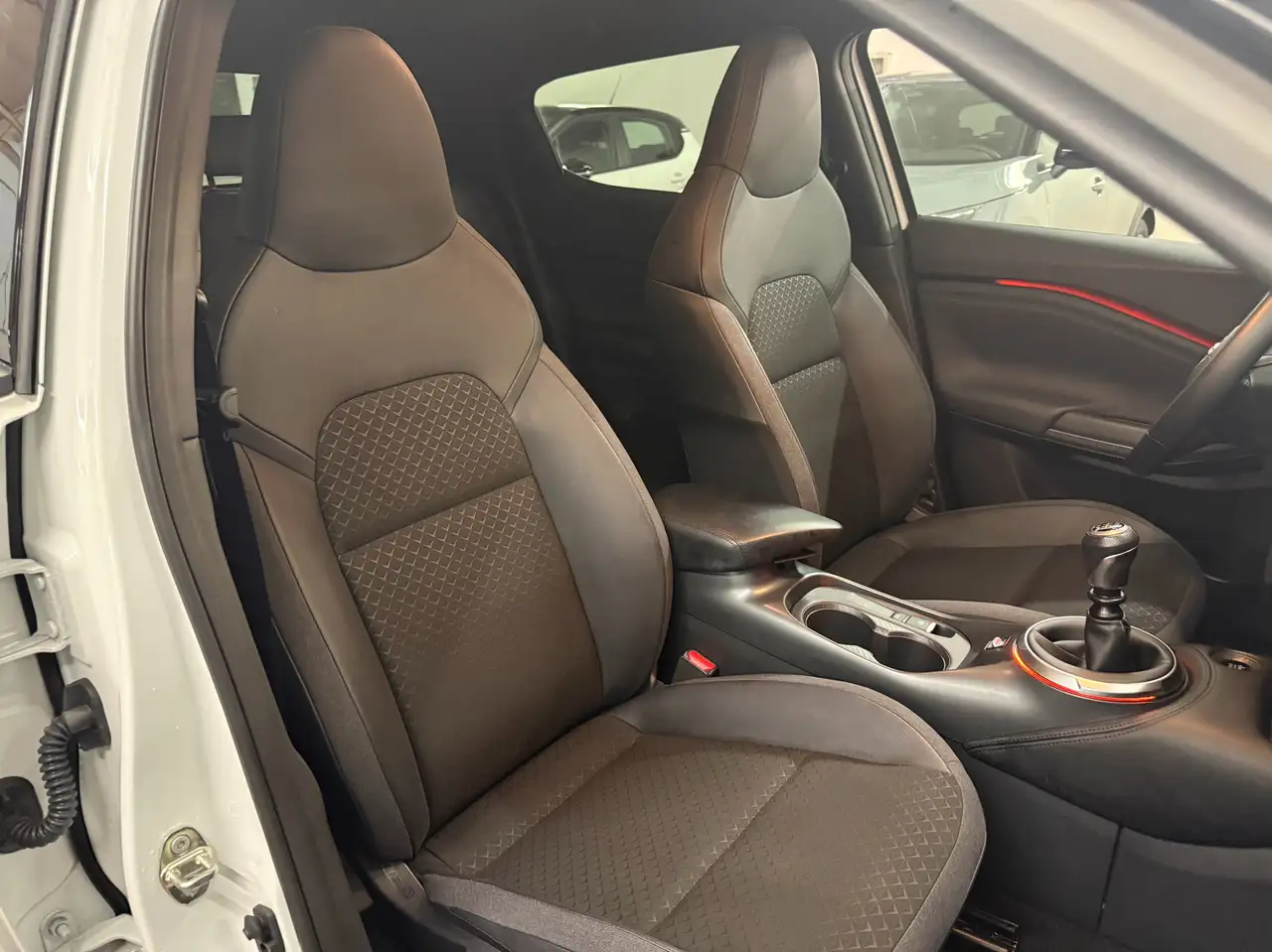 Nissan Juke Juke 1.0 dig-t N-Connecta 114cv VARIE UNITà 20